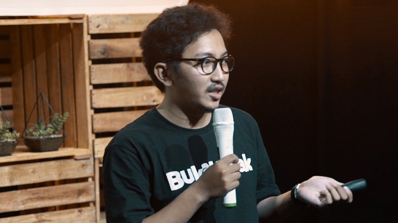 Aditya Riaddy - Apa itu Apache Spark dan Penggunaanya untuk Big Data Analytics | BukaTalks