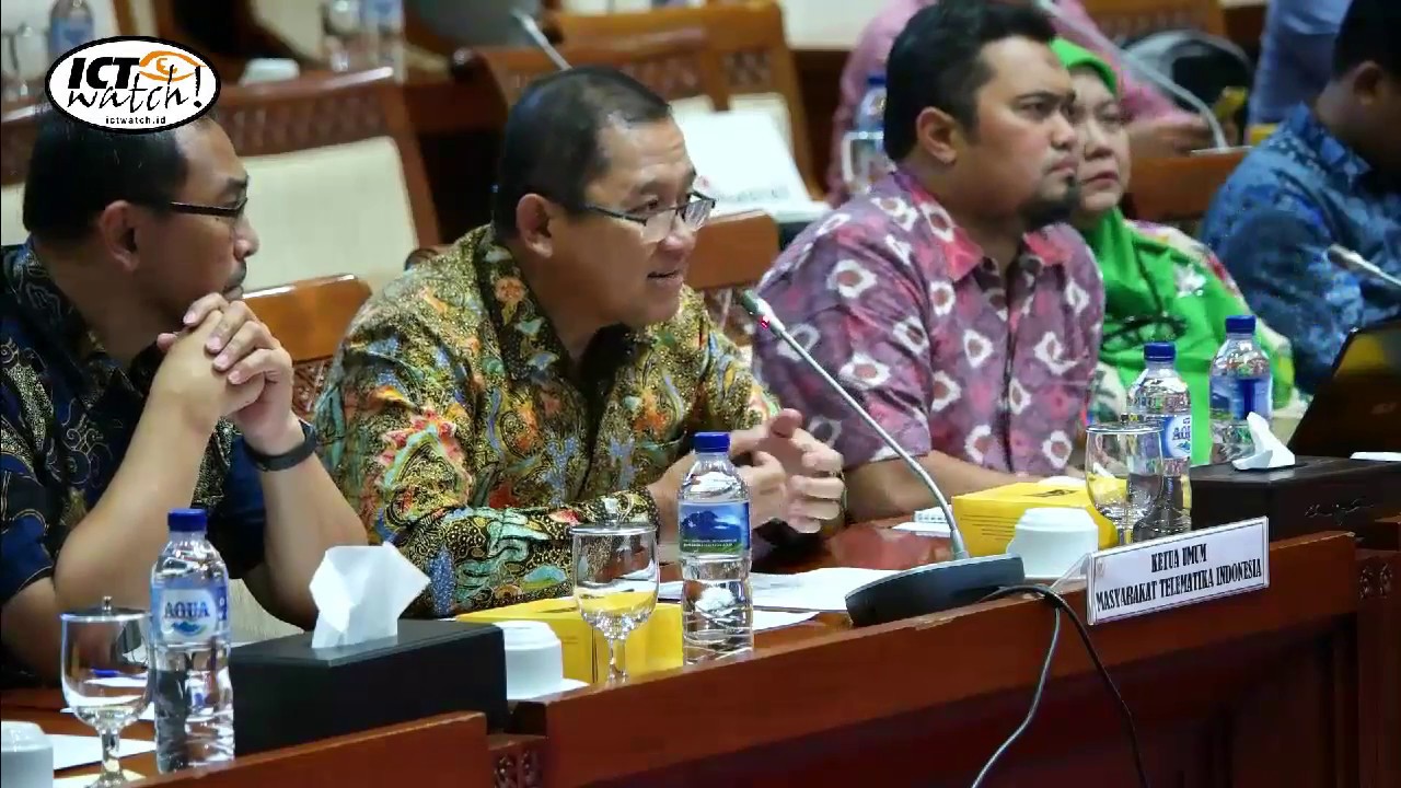 #LiveStreaming Rapat Dengar Pendapat Umum dengan Panja Pengamanan Data Pribadi Komisi I DPR RI