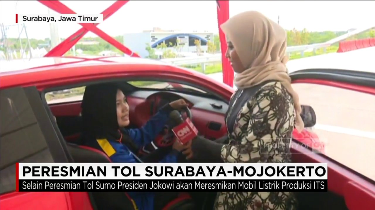 Canggih! Mobil Listrik Karya ITS di Peresmian Tol SuMo