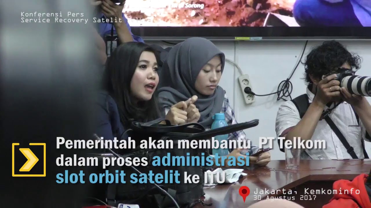 Konferensi Pers Pemulihan Layanan Satelit Telkom