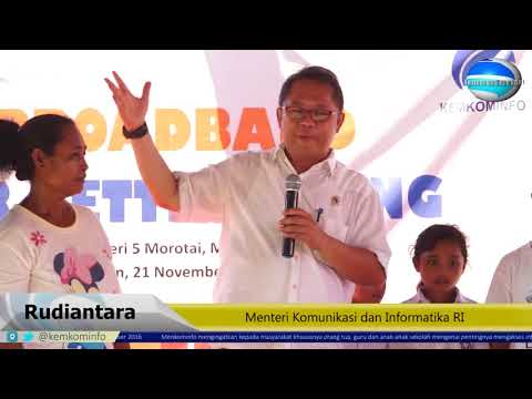 Kunjungan Menkominfo ke Lokasi Akses Internet SMP 5 Sakita Morotai Utara