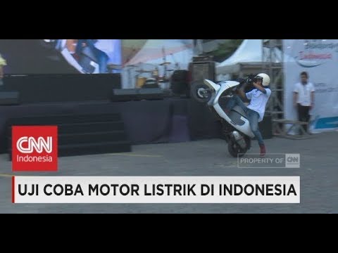 Uji Coba Motor Listrik di Indonesia