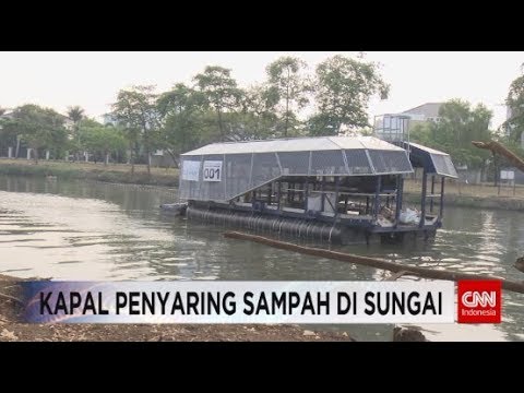 Kapal Berteknologi 'River Cleaning-Up System' Penyaring Sampah di Sungai